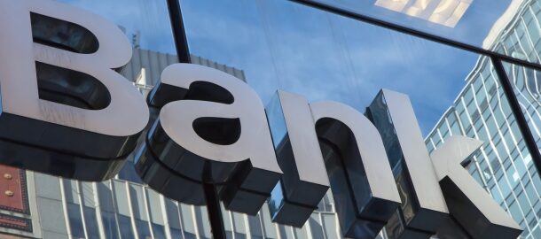 Best Banks for International Travelers and Expats