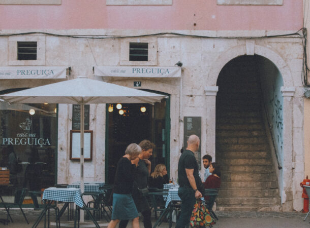 Portugal for Digital Nomads: The Definitive Guide 2024