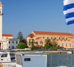 Greece for Digital Nomads: The Definitive Guide 2024