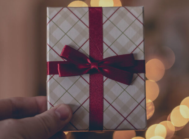 International Visa Gift Cards: The Ultimate Guide