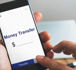 Xoom vs Wise | Costs, Limits, Speed