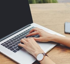 Pros and Cons of Being a Digital Nomad