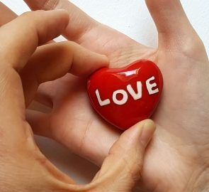 Love On-the-Go: Dating as a Digital Nomad