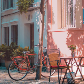 Living in Spain: The Ultimate Guide