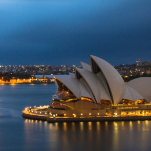 Moving to Australia from UK: The Definitive Guide